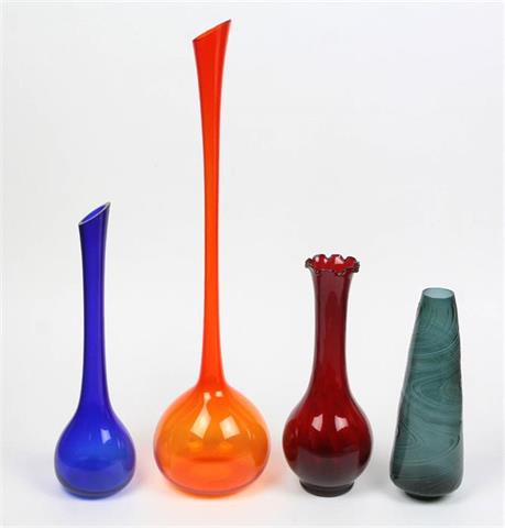4 Vasen Lauschaer Glas